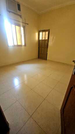 Gudaibiya, Apartments/Houses, BHD 260/month,  3 BR,  3 Bedroom Unfurnished Flat For Rent With Ewa