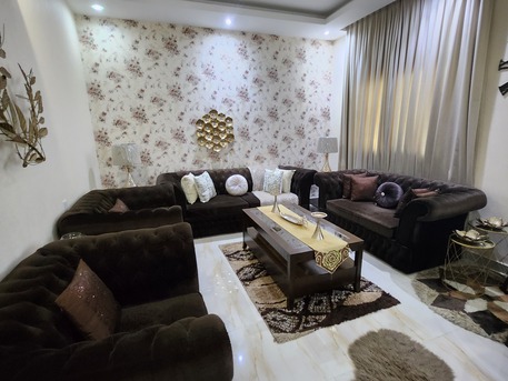 East Riffa, Furniture, BHD 90,  ????????????Complete Living Room Set For Sale - Couches, Tables, And Carpet????????????