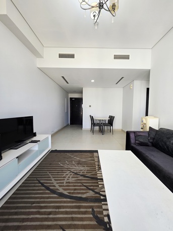 Umm Al Hassam, Apartments/Houses, BHD 350/month,  Furnished,  2 BR,  Parking,Gym & Pool ,Fully Furnished 2 BHK Flat With Unlimited Ewa @ 350/BD In Um Al Hassam