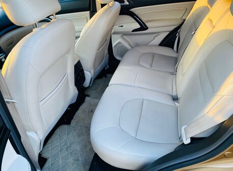 Salmaniya, Vehicles, Cars & Trucks , BHD 100,  GAC GS4,  2018,  Automatic,  172000 KM,    Full Option  Model For Sale