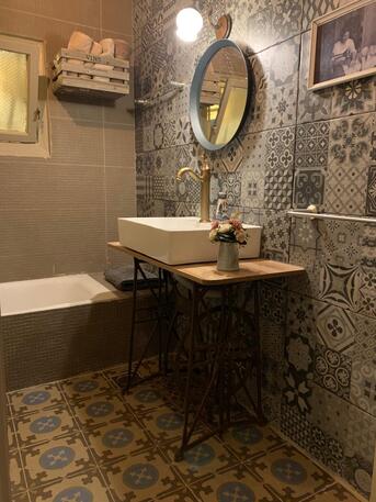 Paris, Apartments/Houses, Jod 13000/year,  Furnished,  2 BR,  Ground Floor Fully Furnished Apartment For Rent In Lweibdeh