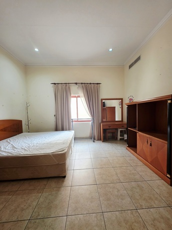 Umm Al Hassam, Apartments/Houses, BHD 450/month,  Furnished,  2 BR,  Parking,Gym&pool Fully Furnished 2 BHK Flat With Ewa & WiFi @450/BD In Um Al Assam