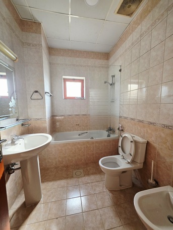 Umm Al Hassam, Apartments/Houses, BHD 450/month,  Furnished,  2 BR,  Parking,Gym&pool Fully Furnished 2 BHK Flat With Ewa & WiFi @450/BD In Um Al Assam