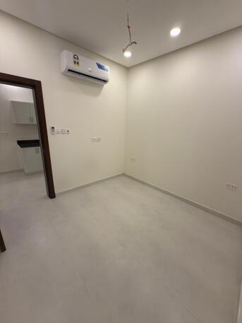 Gudaibiya, Apartments/Houses, BHD 230/month,  2 BR,  Flat For Rent In Gudaibiya Nearby Universal