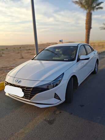 Riyadh, Vehicles, Cars & Trucks , SAR 12000,  Elentra,  2023,  Automatic,  150000 KM,  LEASE TRANSFER &ndash; HYUNDAI ELANTRA