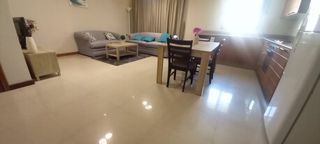 Mahooz, Apartments/Houses, BHD 250/month,  Furnished,  1 BR,  Unlimited EWA Apartments Juffair/Mahooz: Pool/Gym/Parking Etc: Cont: TONY