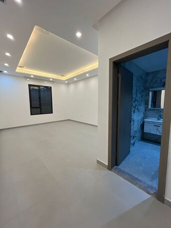 Kuwait City, Apartments/Houses, KWD 1000/month,  4 BR,  Ground Floor For Rent In Abu Fatira Four Master Bedrooms