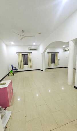 Mahooz, Apartments/Houses, BHD 500/month,  3 BR,  3 Bedroom Semi Furnished Flat For Rent With Ewa