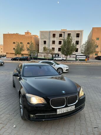 Riyadh, Vehicles, Cars & Trucks , SAR 45000,  BMW 750,  2011,  Automatic,  198000 KM,   With SPECIAL # PLATE RHZ 750