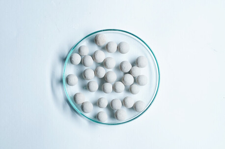 Mumbai, Materials, Ceramic Alumina Balls For Petroleum & Chemical Engineering