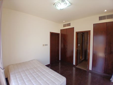 Adliya, Villas, BHD 700,  400 Sq. Meter,  Villa For Rent 700BD Semifurnished With Maid Room