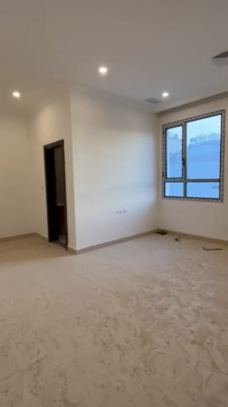 Kuwait City, Apartments/Houses, KWD 900/month,  4 BR,  A Floor For Rent In Al Zahraa Four Large Master Bedrooms