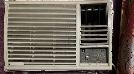 Al Malaz, Air Conditioners, SAR 400,  Window AC For Sale- 3 Nos Carrier, York, Craft
