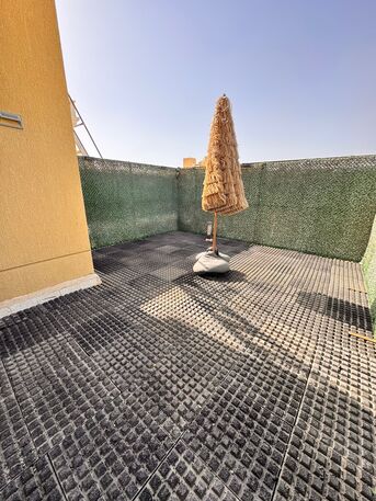 Kuwait City, Apartments/Houses, KWD 800/month,  4 BR,  Luxurious Floor For Rent In Jabriya