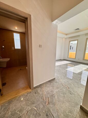 Kuwait City, Apartments/Houses, KWD 800/month,  4 BR,  Luxurious Floor For Rent In Jabriya