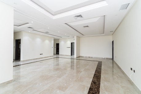 Kuwait City, Apartments/Houses, KWD 1300/month,  4 BR,  Salwa &ndash; Great, Four Bedroom Floor With Balcony