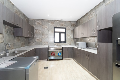 Kuwait City, Apartments/Houses, KWD 1300/month,  4 BR,  Salwa &ndash; Great, Four Bedroom Floor With Balcony