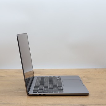 Riyadh, Computers, SAR 3200,  2022 - Mac Book Air- Apple M2 Chip- Ram 8GB- SSD 256- 2022 Late  جهاز ماك بوك اير M2