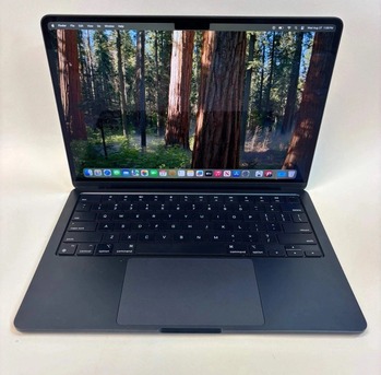 Riyadh, Computers, SAR 3200,  2022 - Mac Book Air- Apple M2 Chip- Ram 8GB- SSD 256- 2022 Late  جهاز ماك بوك اير M2