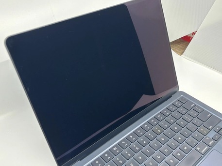 Riyadh, Computers, SAR 3200,  2022 - Mac Book Air- Apple M2 Chip- Ram 8GB- SSD 256- 2022 Late  جهاز ماك بوك اير M2