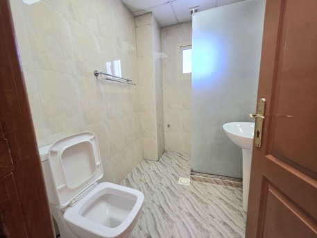 Juffair, Apartments/Houses, BHD 340/month,  2 BR,  Spacious 2 Bedroom Semi Furnished Apartment For Rent.