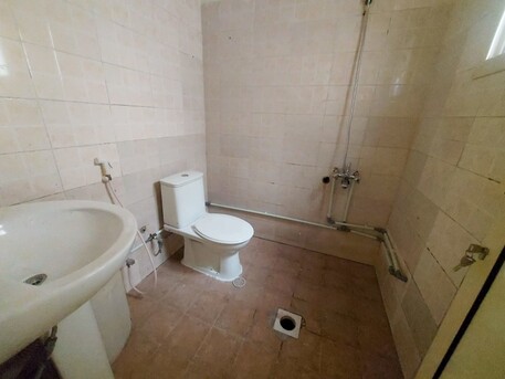 Manama, Apartments, Flats, Houses & Villas, BHD 210/month,  2 BR,  Flat For Rent In Gufool With EWA , Unlimited