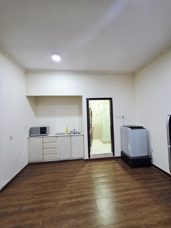 Mahooz, Apartments/Houses, BHD 200/month,  Furnished,  Studio,  All Inclusive Fully Furnished Spacious Studio Flat With Unlimited Ewa @200/ BD In Mahooz