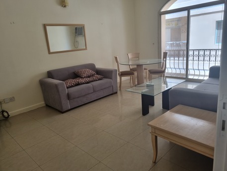 Juffair, Apartments/Houses, BHD 250/month,  Furnished,  1 BR,  Fully Furnished Spacious Family Flat For Rent In Juffair With Pool, Internet