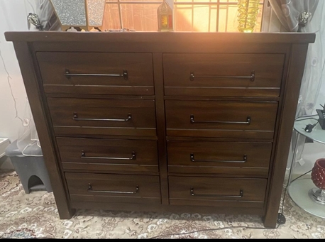 Khobar, Furniture, SAR 2300,  King Size Bed New In Perfect Condition With Matress (Ashley)