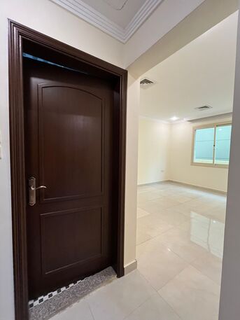 Kuwait City, Apartments/Houses, KWD 500/month,  3 BR,  For Rent, An Apartment In Al Zahraa. Large Area With A Balcony.