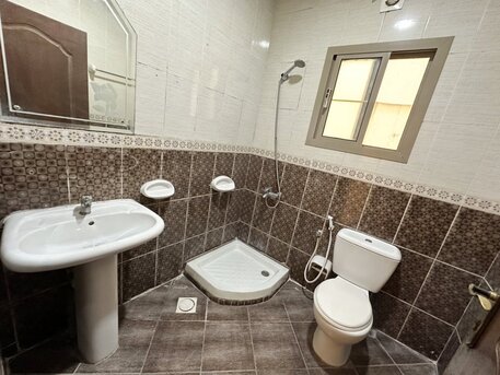Busaiteen, Apartments/Houses, BHD 250/month,  3 BR,  80 Sq. Meter,  3bedrooms \ Flat For Rent In Busaiteen