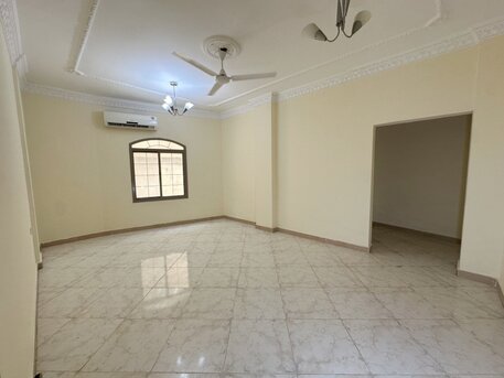Busaiteen, Apartments/Houses, BHD 250/month,  3 BR,  80 Sq. Meter,  3bedrooms \ Flat For Rent In Busaiteen