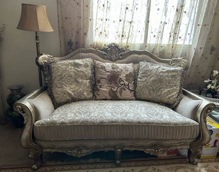 Riyadh, Furniture, SAR 300,  Elegant Sofa Set