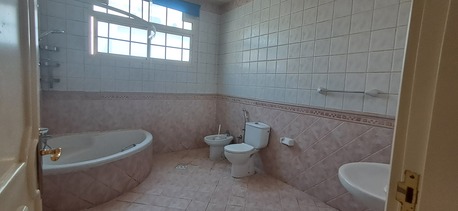 Adliya, Villas, BHD 650,  500 Sq. Meter,  Standalone Villa For Rent In Adliya | Spacious, With Private Pool