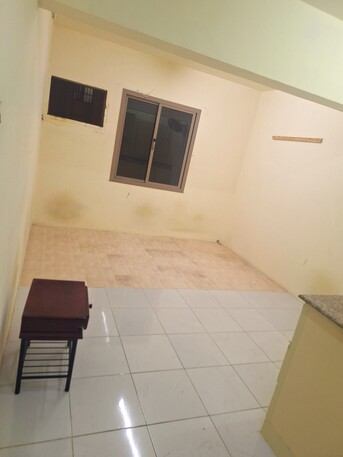 East Riffa, Apartments/Houses, BHD 90/month,  Studio,  10 Sq. Meter,  East Riffa Near Toyota Workshop! Studio Room 100 To 120 With EWA