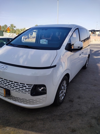 Yanbu, Pick Up & Drop Off, 7 Seater VIP Hyundai Staria For Pick And Drop Sevice