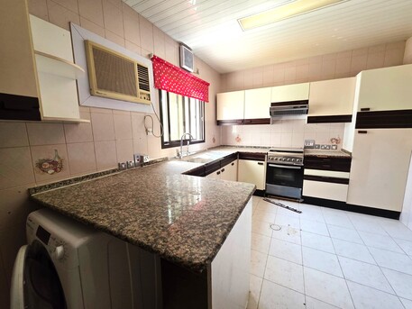 Budaiya, Apartments/Houses, BHD 400/month,  2 BR,  100 Sq. Meter,  Compound In Side Apartment With Garden In Budaiya