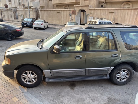 Jubail, Vehicles, Cars & Trucks , SAR 9900,  Ford Expedition XLT,  2004,  Automatic,  420000 KM,  FORD EXPEDITION Metallic Green Color In Good Condition - No Major Issue