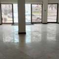 BHD 3500,  500 Sq. Meter,  Showroom (Gallery) Equipped With Offices And Counter For Rent In Manama