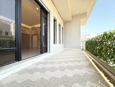 Kuwait City, Apartments/Houses, KWD 1000/month,  5 BR,  Masayel &ndash; Unfurnished, Five Bedroom Floor W/balcony