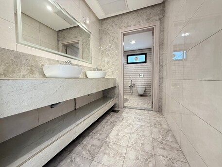 Kuwait City, Apartments/Houses, KWD 1000/month,  5 BR,  Masayel &ndash; Unfurnished, Five Bedroom Floor W/balcony