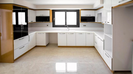 Dammam, Construction, Professional Almunium Glass Door Worker 5 Years Experience