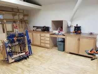 Jeddah, Appliance Repair, Services For TATA And Ashok Leyland Buses As Well As Mercedes Trucks. Ou