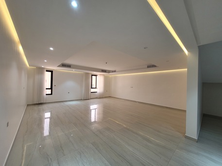 Kuwait City, Apartments/Houses, KWD 1300/month,  4 BR,  300 Sq. Meter,  4 Bedroom Very Modern Duplex Flat For Rent In Surra At 1300KD