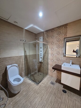 Kuwait City, Apartments/Houses, KWD 1300/month,  4 BR,  300 Sq. Meter,  4 Bedroom Very Modern Duplex Flat For Rent In Surra At 1300KD