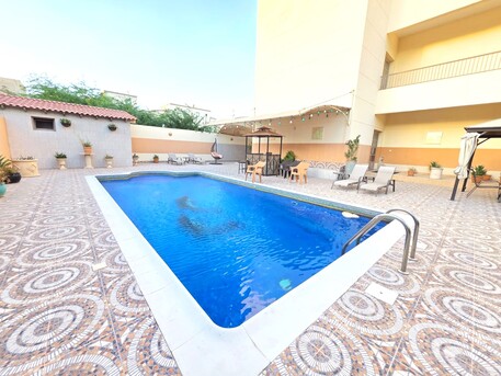 Janabiya, Apartments/Houses, BHD 550/month,  2 BR,  200 Sq. Meter,  Compound Styli Fully Furnished Flat  Janabiya