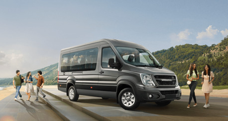 Jaipur, Travel, Force Urbania Luxury Van Hire Delhi For Premium And Comfortable Group Travel