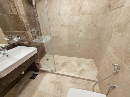 Juffair, Apartments/Houses, BHD 350/month,  Furnished,  1 BR,  Majestic And Charming | Luxury Furniture | Large Balcony | Great Facilities | In Juffair