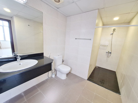 Juffair, Apartments/Houses, BHD 300/month,  Furnished,  1 BR,  Extremely Spacious | Large Balcony | Modern Living | Free Internet | In Juffair