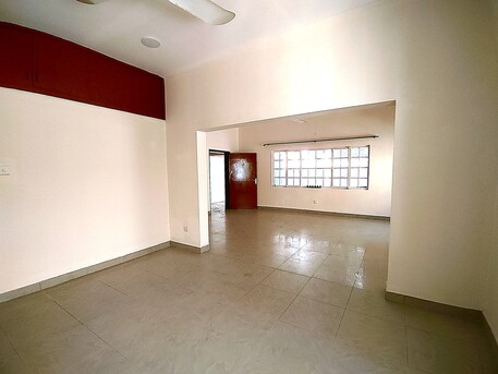 Segaya, Villas, BHD 550,  300 Sq. Meter,  3 BHK Beautiful Garden Villa For Rent In Segaya  Near Al Hayat Mall BD 550/-